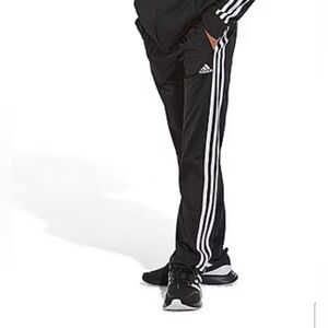 NWT Adidas Boys Regular Fit Track Pants in Black & White Size  XL 18/20